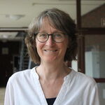 Frau StD'in Angela Bitzer